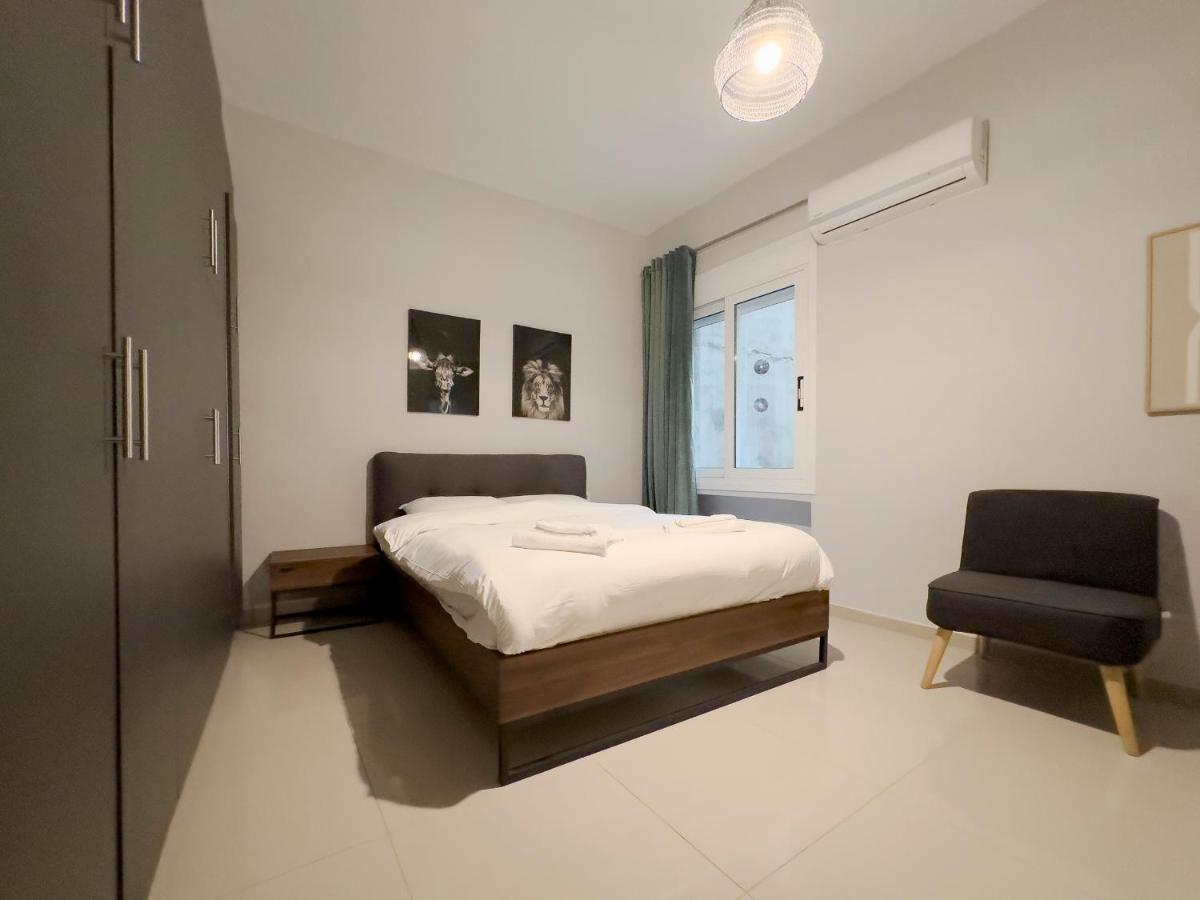 Satovriandou Spacious 128Sqm Apt In Atenas Exterior foto